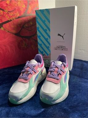 Puma Kids Pastel Pink Purple Mint Sneakers, kids/ Enfants size 12C.
